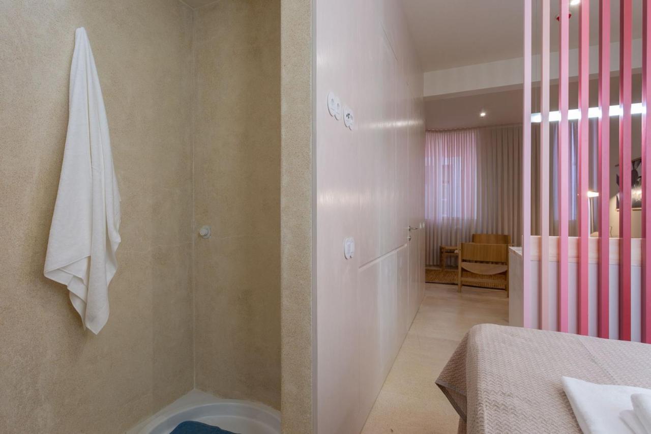 Princess Building W/Pool By Lovelystay Vila Real de Santo António Exterior photo